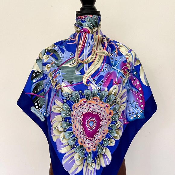 Salvatore Ferragamo Scarf Floral Blue Multicolor Silk Wrap - Picture 2 of 16